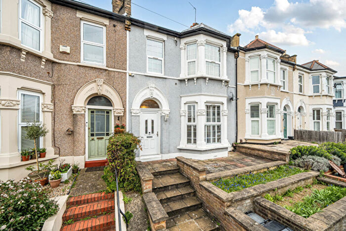 5 Bedroom Terraced House For Sale In Fordel Road, London, SE6