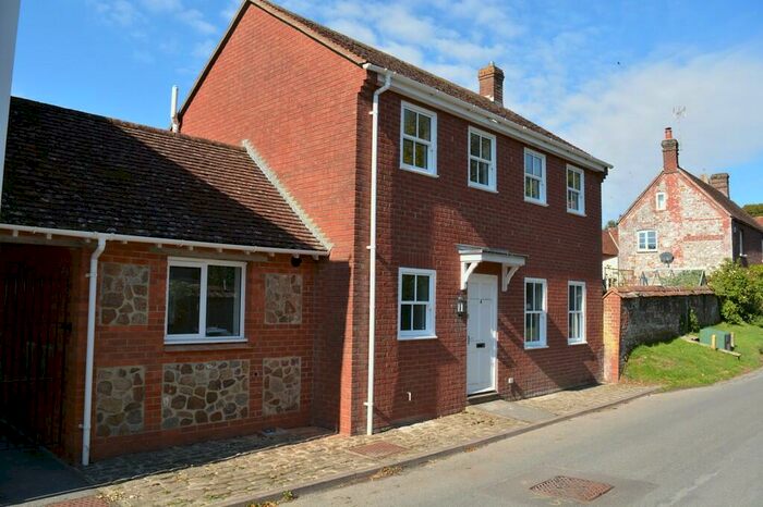 3 Bedroom Link Detached House To Rent In Aldbourne, Marlborough, SN8