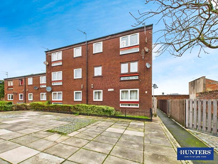 1 Bedroom Flat For Sale In Dixon Court, Shaddongate, Carlisle, CA2