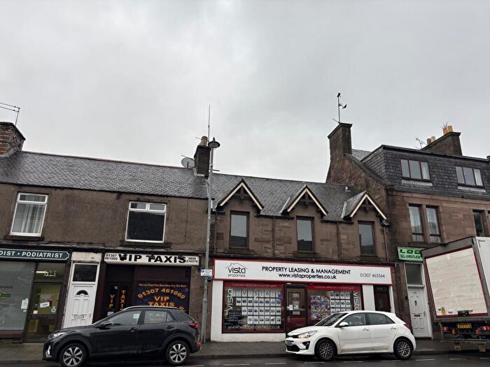 3 Bedroom Flat To Rent In East High Street, Forfar, DD8