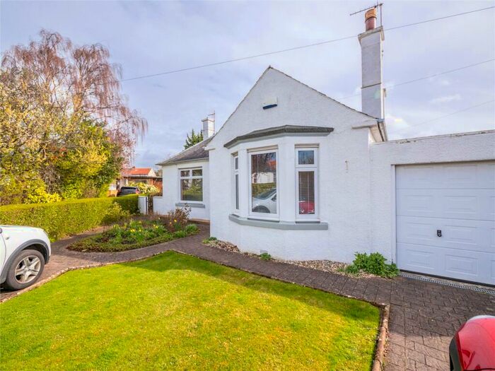 3 Bedroom Detached House To Rent In Drylaw Gardens, Edinburgh, EH4