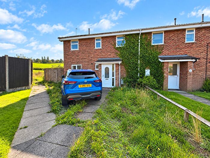 3 Bedroom End Of Terrace House For Sale In Edward Street, Hartshorne, DE11