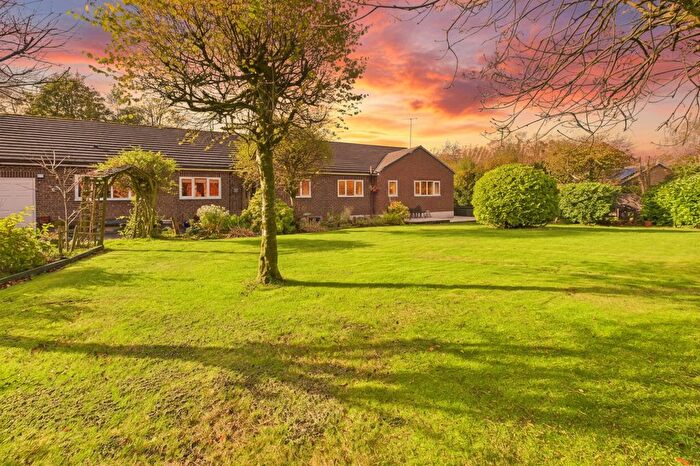 4 Bedroom Detached Bungalow For Sale In Rheda Park, Frizington, CA26