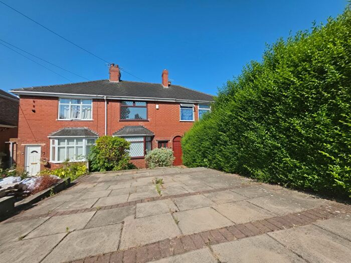 2 Bedroom Town House For Sale In Star Amp; Garter Road, Lightwood, Stoke-On-Trent, ST3