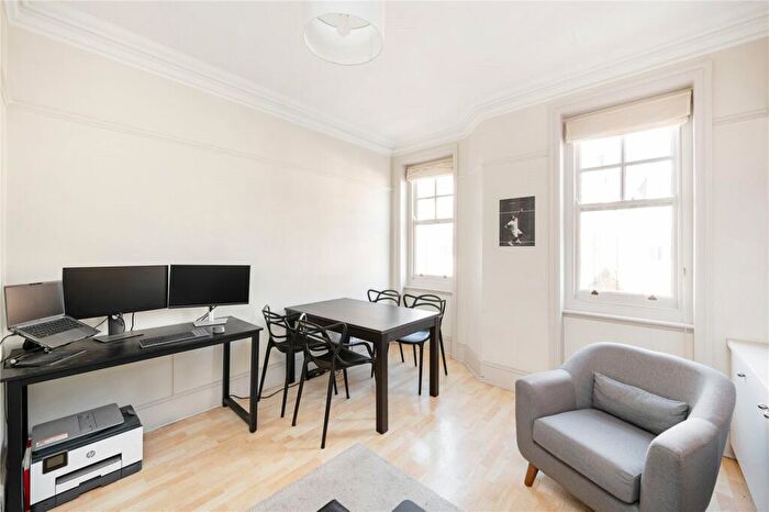 2 Bedroom Apartment For Sale In St. John's Wood High Street, St. John's Wood, London, NW8
