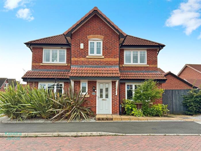 4 Bedroom Detached House For Sale In Harlequin Drive, Worksop, S81