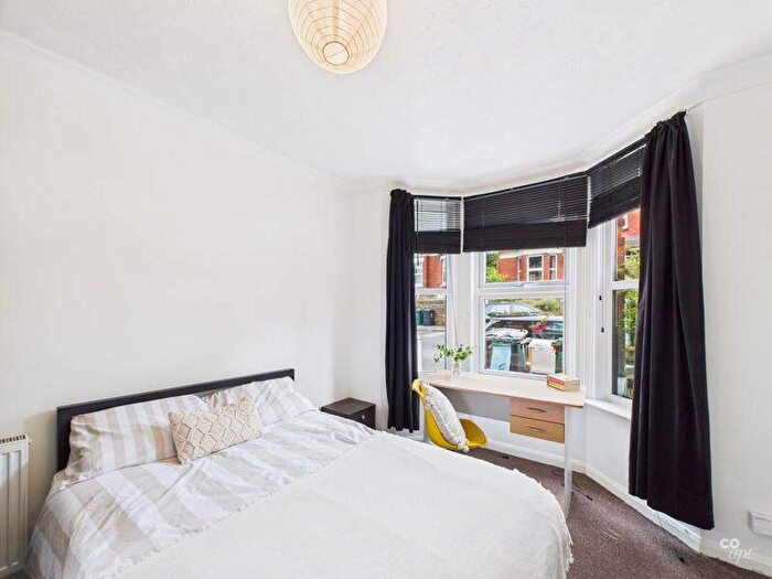 4 Bedroom Terraced House To Rent In Riley Road, Brighton, BN2