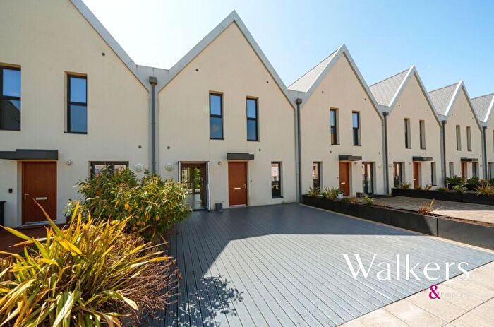2 Bedroom Duplex For Sale In Centenary Way, Beaulieu Square, Chelmsford, CM1
