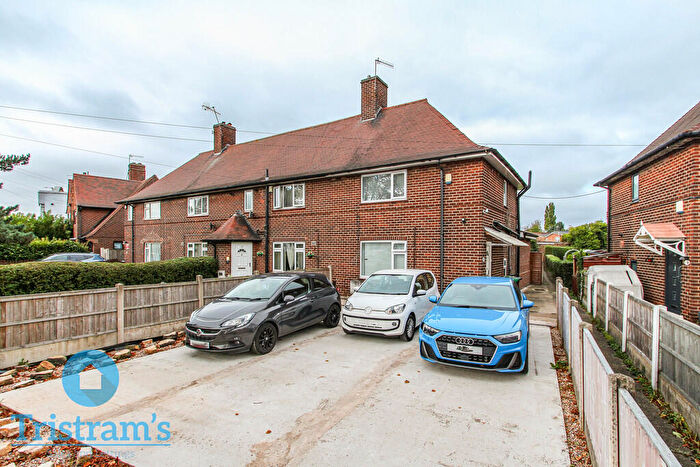 4 Bedroom Semi-Detached House To Rent In Western Boulevard, Wollaton, NG8
