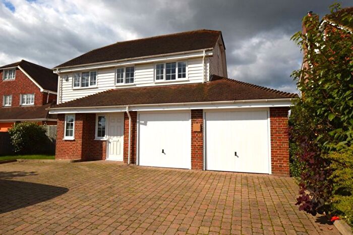5 Bedroom Detached House To Rent In Bedroom Bathroom Detached House, Hale Street, Tonbridge, TN12