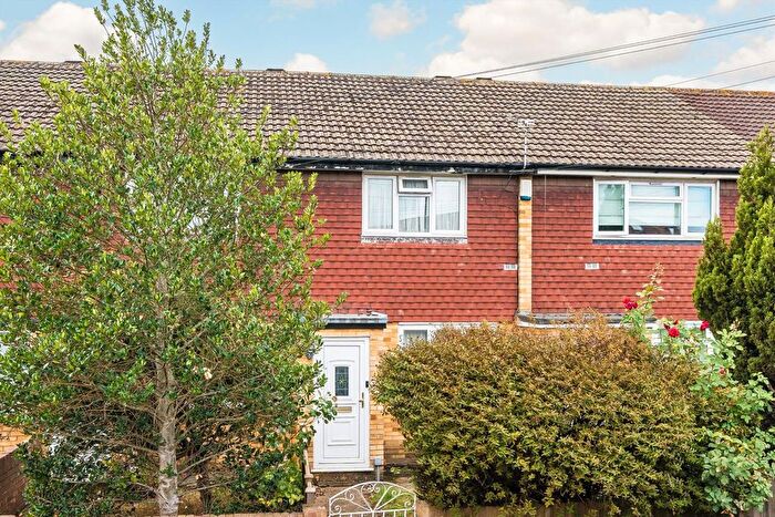 2 Bedroom Terraced House For Sale In Wellington Road South, Hounslow, TW4