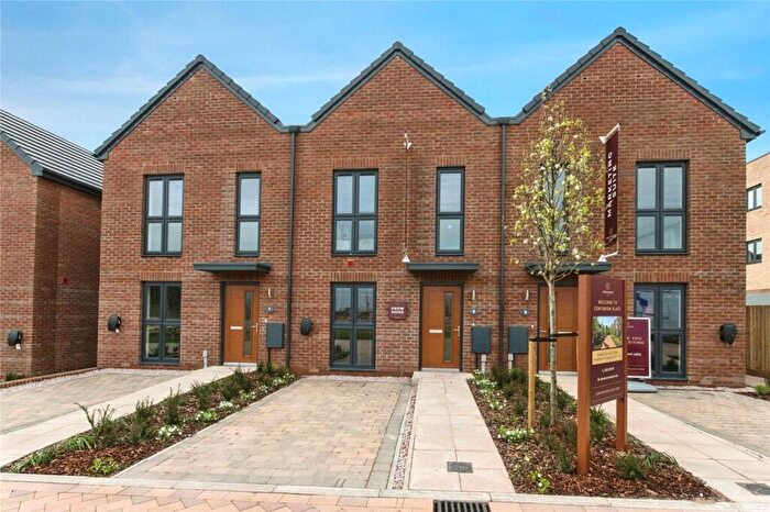 3 Bedroom Terraced House For Sale In Prince Charles Road, Exeter, Devon, EX4