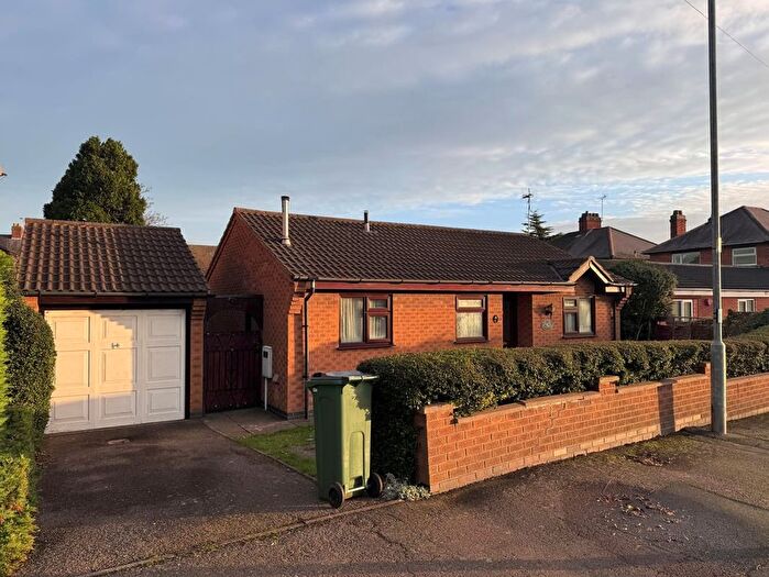 2 Bedroom Detached Bungalow To Rent In Turnbull Drive, Leicester, LE3