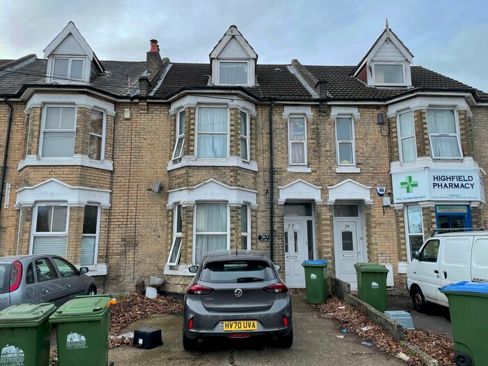 7 Bedroom Terraced House To Rent In University Road, Southampton, SO17