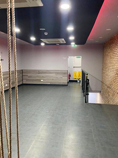 1 Bedroom Studio To Rent In High Street, Hounslow, TW3