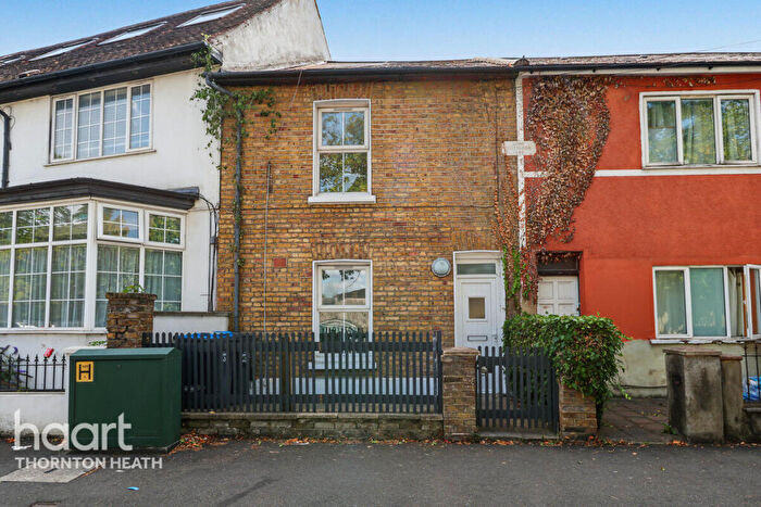 2 Bedroom Terraced House For Sale In Queens Road, Croydon, CR0