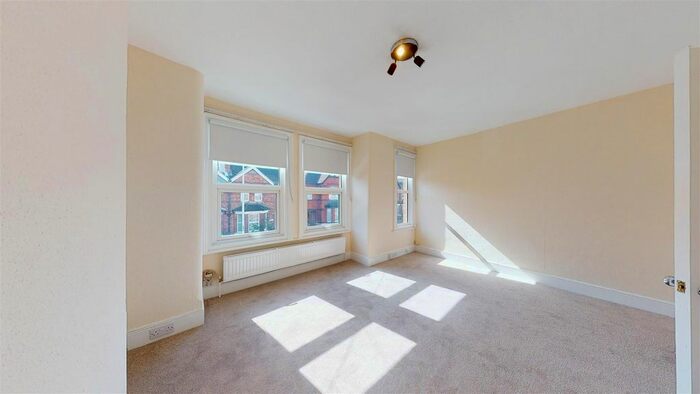 2 Bedroom Maisonette To Rent In Radnor Park Road, Folkestone, CT19