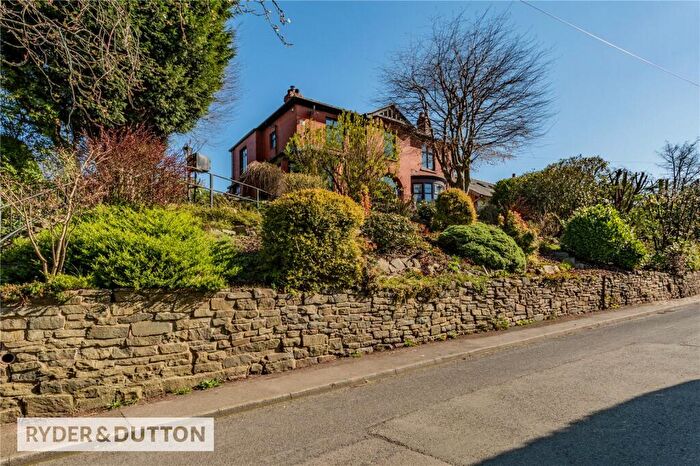 4 Bedroom Detached House For Sale In Currier Lane, Ashton-under-Lyne, Greater Manchester, OL6