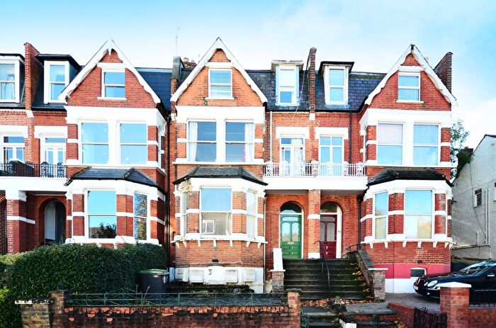 2 Bedroom Flat To Rent In Alexandra Park Road, Alexandra Park, London, N22