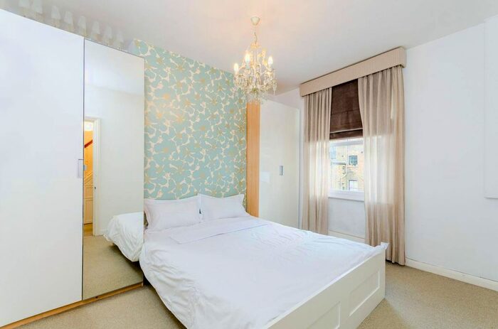 2 Bedroom Maisonette To Rent In Upper Maisontte, Oakington Road, Maida Vale, London, W9