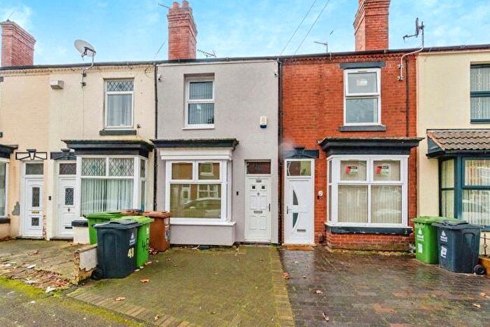2 Bedroom Terraced House For Sale In Essex Street, Walsall, West Midlands, WS2