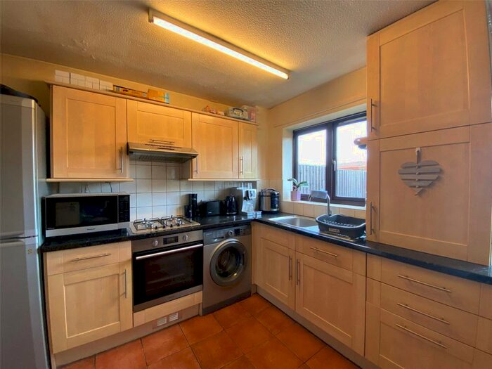 2 Bedroom House To Rent In Townshend Close, Sidcup, DA14