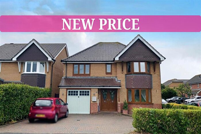 4 Bedroom Detached House For Sale In Megson Drive, Lee-On-The-Solent, PO13