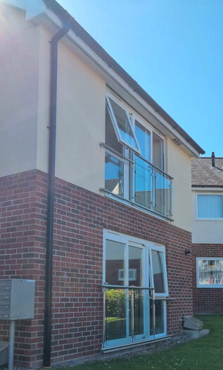2 Bedroom Apartment To Rent In Y Bae, Bangor, LL57
