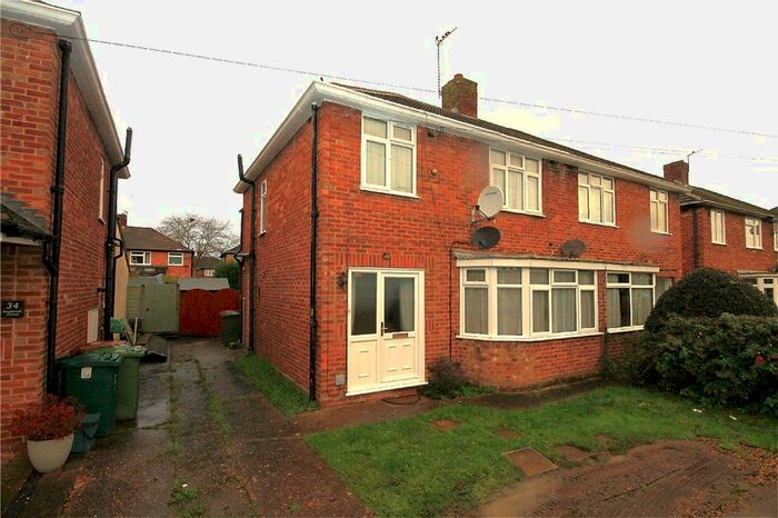 3 Bedroom Semi-Detached House To Rent In Brightside Avenue, Staines, Middlesex, TW18