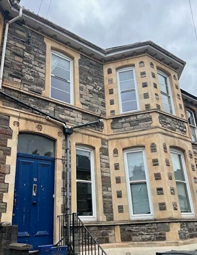 Studio To Rent In Cotham, Bristol, BS6