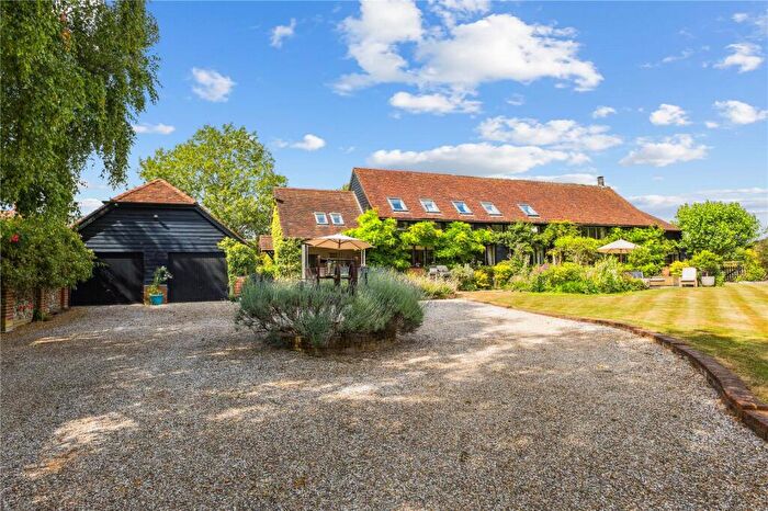 5 Bedroom Detached House For Sale In Hyde Lane, Nash Mills, Hemel Hempstead, Hertfordshire, HP3