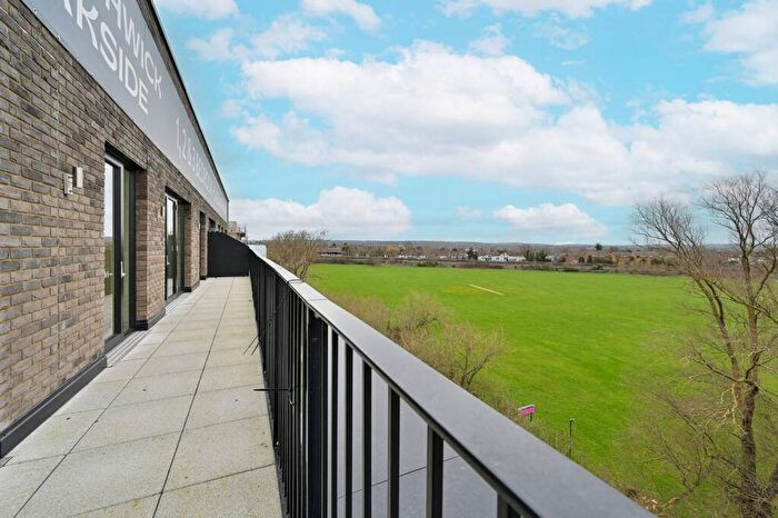 2 Bedroom Flat For Sale In Northwick Parkside, Harrow, HA1