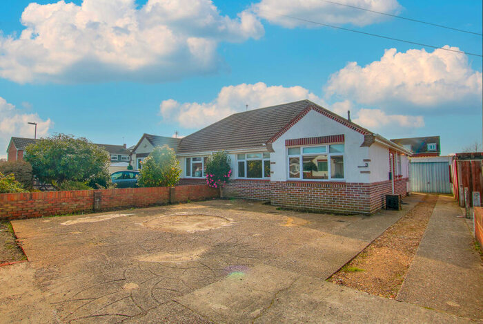 2 Bedroom Semi-Detached Bungalow To Rent In Pembroke Road, Sholing, SO19
