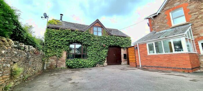 2 Bedroom Coach House To Rent In Whiterdine Hall, Fownhope, Hereford, HR1