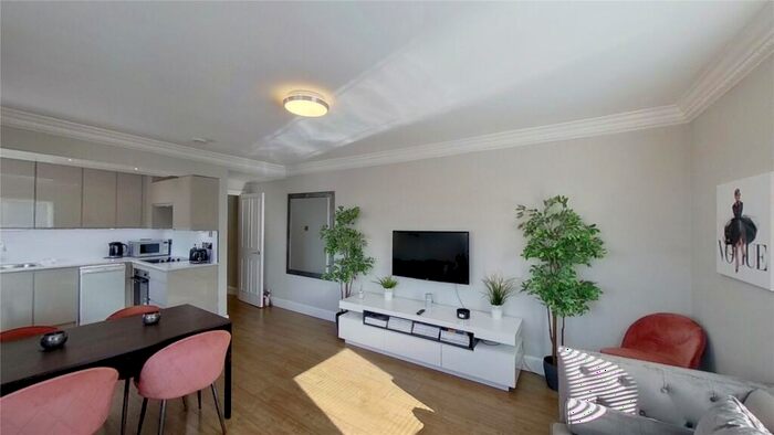2 Bedroom Flat To Rent In Caledonian Crescent, Edinburgh, Midlothian, EH11