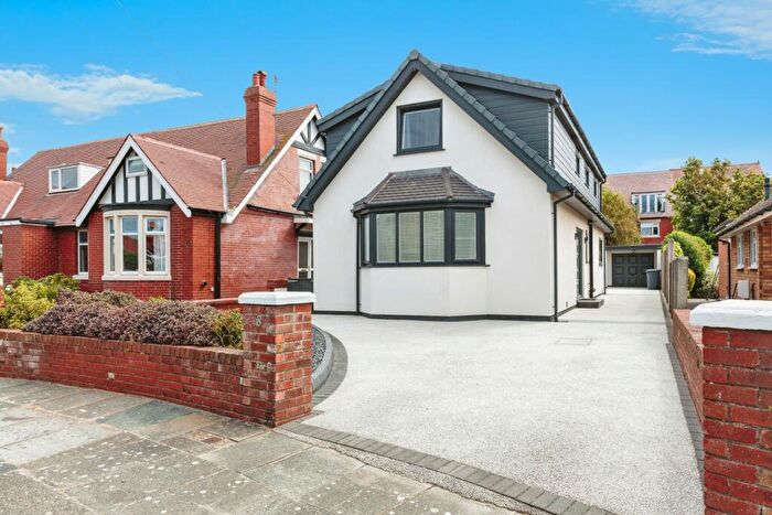 3 Bedroom Bungalow For Sale In Avondale Road, Lytham St. Annes, Lancashire, FY8