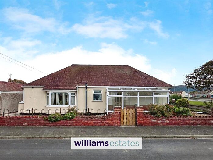 3 Bedroom Detached Bungalow For Sale In Roy Avenue, Prestatyn, LL19