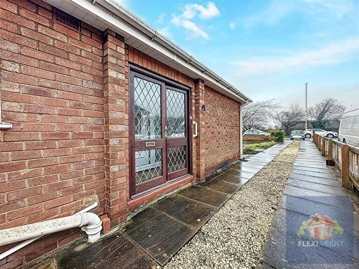 2 Bedroom Semi-Detached Bungalow For Sale In Preston New Road, Southport, PR9