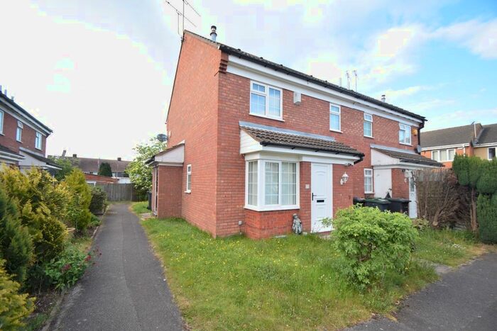 1 Bedroom Terraced House To Rent In Howard Close, Luton, Bedfordshire, LU3