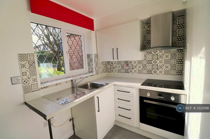 1 Bedroom Flat To Rent In Dalkeith Avenue, Blackpool, FY3