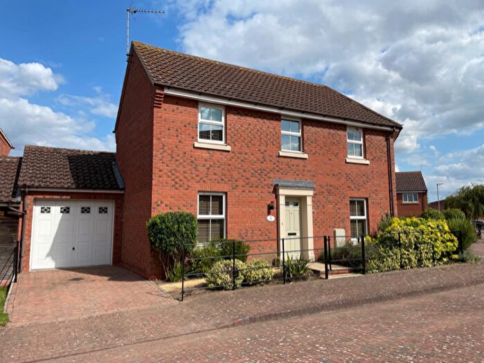2 Bedroom Semi-Detached House For Sale In Ash Tree Way, Lincoln, LN5
