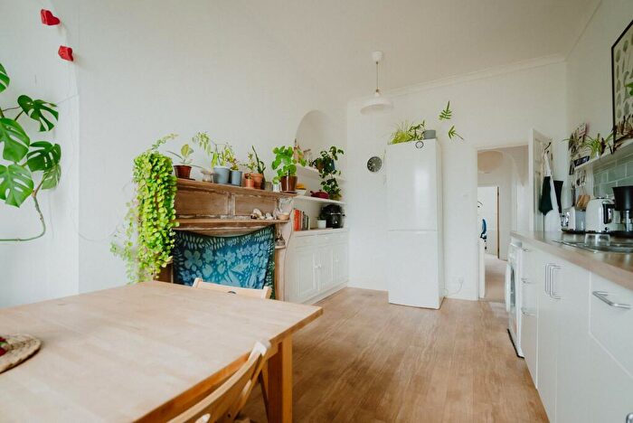 2 Bedroom Apartment For Sale In The Glebe, Thorverton, EX5