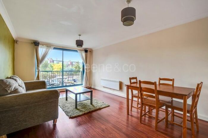 2 Bedroom Flat To Rent In Tottenham Lane, London, N8