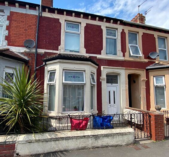2 Bedroom Flat To Rent In Coedcae Street, Cardiff, CF11