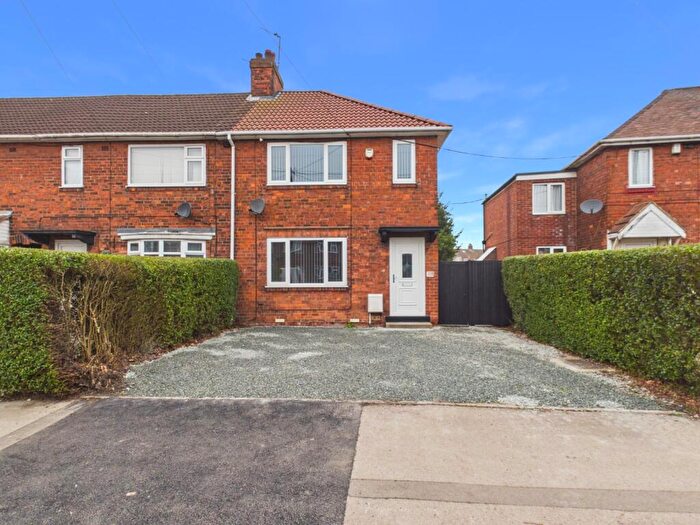 3 Bedroom End Of Terrace House For Sale In James Reckitt Avenue, Hull, HU8