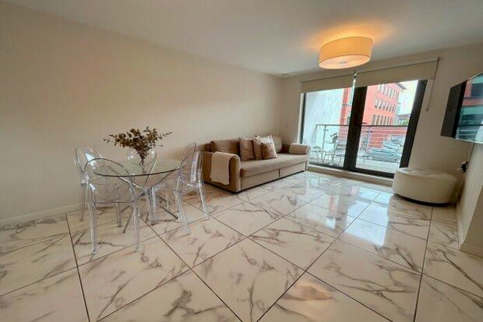 2 Bedroom Flat To Rent In Granville Street, Birmingham, B1