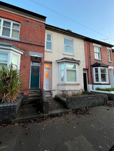 4 Bedroom Terraced House To Rent In Dulverton Road, Leicester, LE3