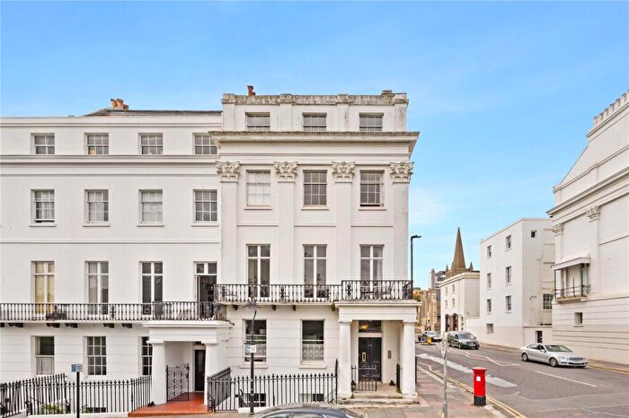 3 Bedroom Apartment For Sale In Sussex Square, Brighton, East Sussex, BN2
