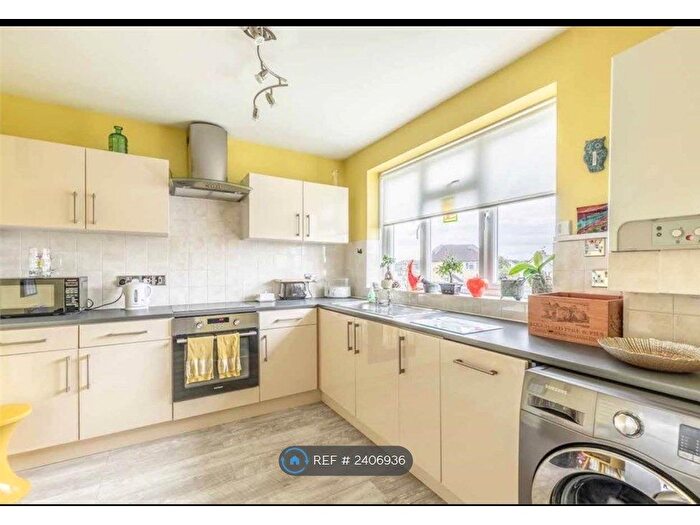 2 Bedroom Terraced House To Rent In Nursery Roadtaplow, Maidenhead, SL6