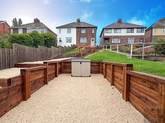 3 Bedroom Semi Detached House For Sale In Laceyfields Road, Heanor, Derbyshire, DE75